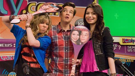 "iCarly" Reboot Will Star Miranda Cosgrove, Nathan Kress, and More ...