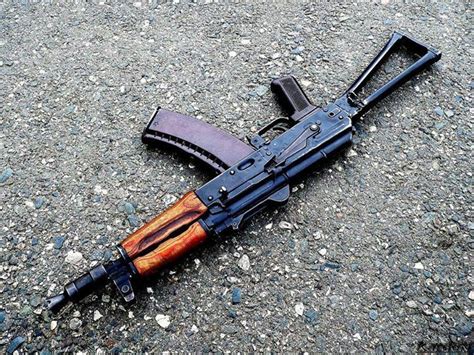 AKS-74U | Armas, Forças armadas, Segurança pessoal