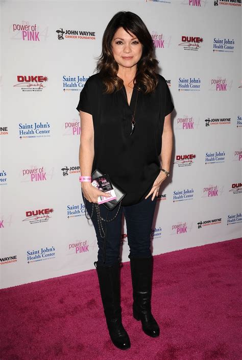 Valerie Bertinelli Opens Up About Her Weight Loss Struggles - Closer Weekly