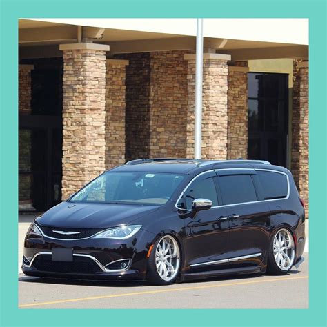 Not your average minivan. 📸: Catherine C. #Chrysler #ChryslerPacifica # ...