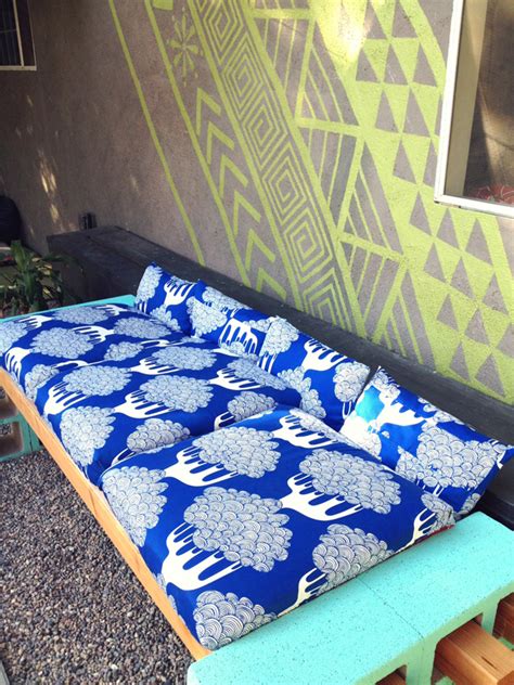 Lena Sekine: DIY Outdoor Seating