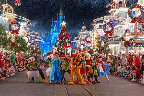 Disney Christmas Parade 2024 Live - Cordy Dominga