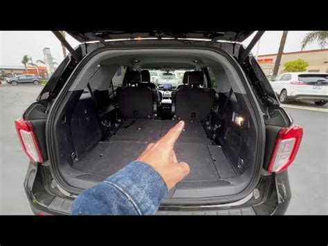 Ford Explorer Cargo Space 1 YEAR OWNER REVIEW - YouTube