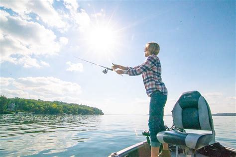 Fishing In Green Lake Wisconsin_-8 - GETTING STAMPED