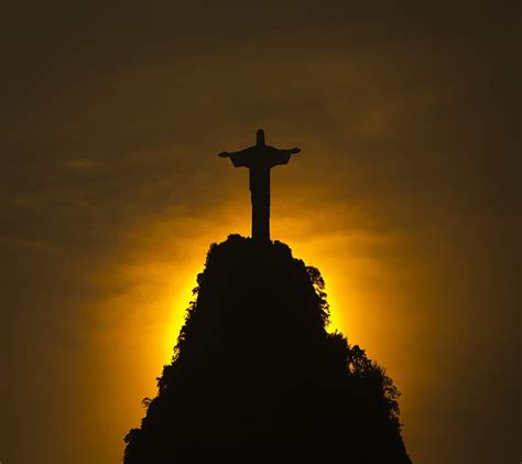 Cristo Redentor Sunset