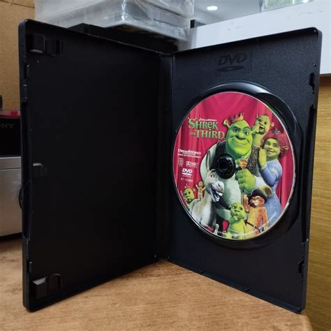 (DVD) SHREK THE THIRD, Hobbies & Toys, Music & Media, CDs & DVDs on ...