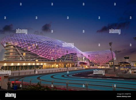 W Abu Dhabi Yas Island Luxury Hotel Stock Photo - Alamy