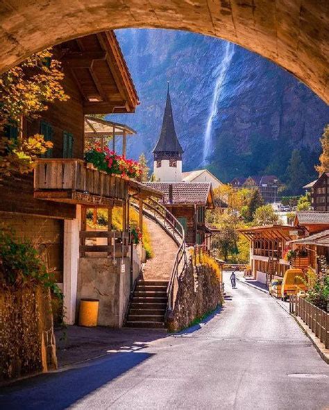 Visit Lauterbrunnen and the valley of 72 thundering waterfalls ...