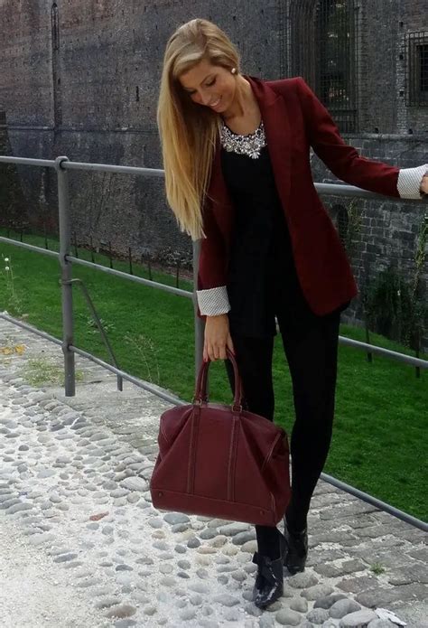 34 Cute and Fashionable Outfits in Burgundy