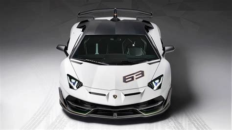 Lamborghini Aventador SVJ Looks Complicated in Live Footage - autoevolution