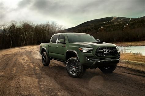 The 2020 Toyota Tacoma Says “Bring It On” To Canadian Terrain –As It ...