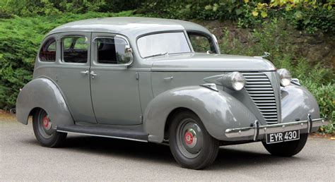 1938 Hudson 112 Saloon | Classic cars, Car memorabilia, Cars for sale