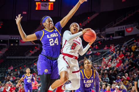 Kim Mulkey wins first SEC women's basketball game at LSU by turning ...