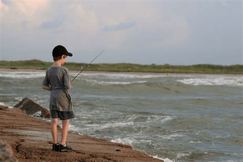 Top 5 Fishing Poles For Kids | Teach Your Kids To Fish