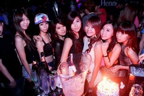 Nightlife in kuala lumpur | Nightlife in kuala lumpur - Mala… | Flickr