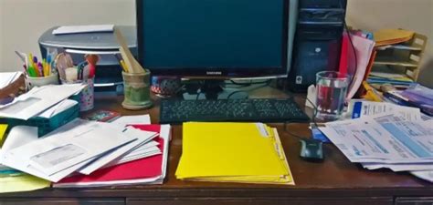 How to Organize a Messy Office | 10 Effective Steps (2024)