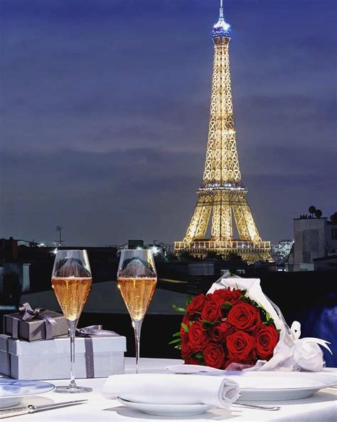 5 Luxury Rooftop Bars in Paris with an Eiffel Tower View • Petite in Paris