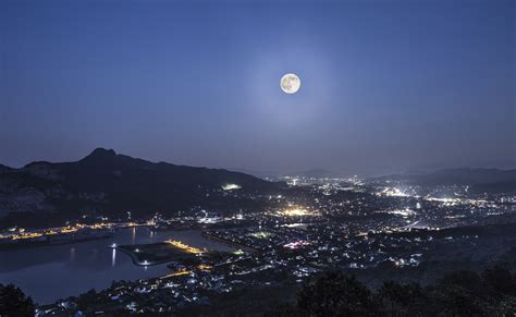 Once in a...: 21 Stunning Photos of Last Night's 'Blue Moon' - 500px