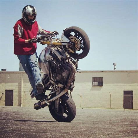 17 Best images about Motorcycle Stunts on Pinterest | Touch down, Movie ...