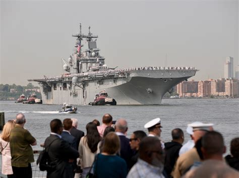 DVIDS - Images - Fleet Week New York 2023: Parade of Ships [Image 2 of 4]