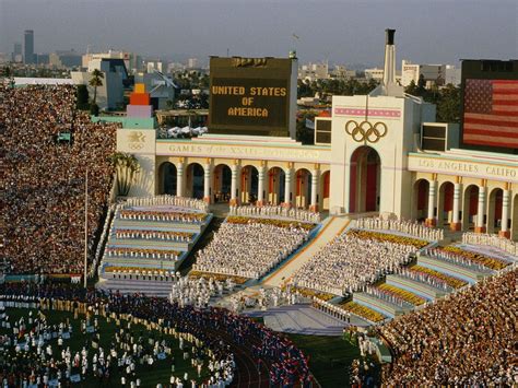 The Greatest Sports Moments in Los Angeles Coliseum History | Discover ...