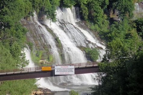 Rock Island Waterfalls, Rock Island, TN. | Waterfall, Rock island ...