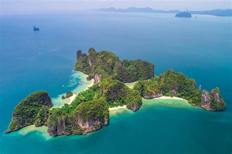 Phang Nga Bay Day Tour by Private Yacht - Itineraries - Boat in the Bay