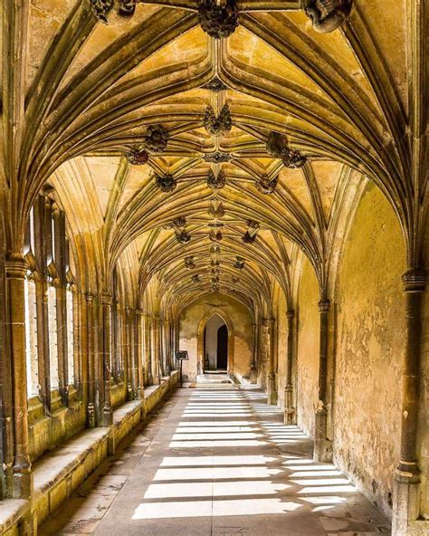 7 Harry Potter Filming Locations at Lacock Abbey to Visit (2022)