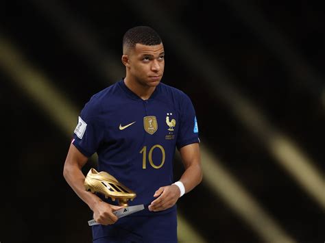 Kylian Mbappe wins World Cup Golden Boot award, beating Messi | Qatar ...