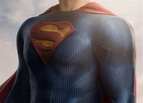 CW reveals first look at Tyler Hoechlin in new Superman suit Reel 360 News