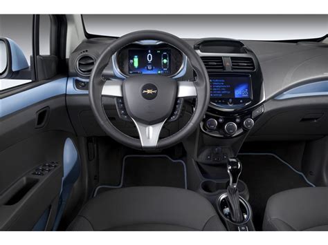 2017 Chevrolet Spark: 33 Interior Photos | U.S. News