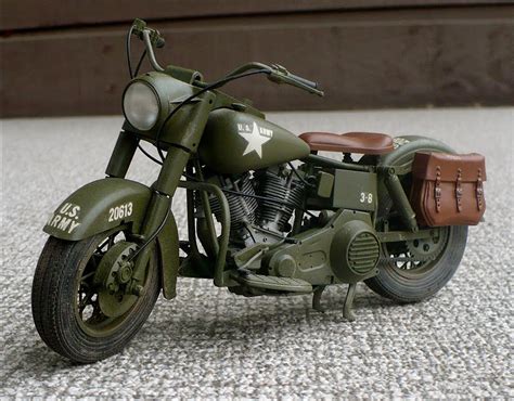 The Great Canadian Model Builders Web Page!: FLH 1980 U.S. Army Motorcycle