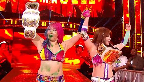 Kabuki Warriors Win WWE Women's Tag Team Championships at Hell in a ...