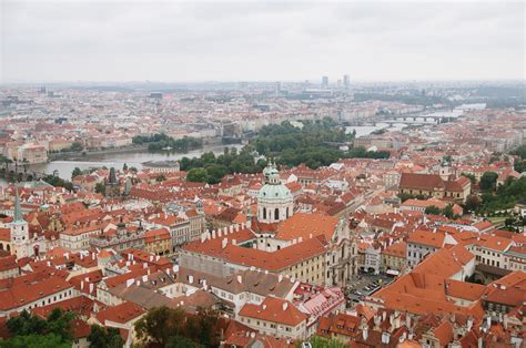 Prague Castle View - Entouriste