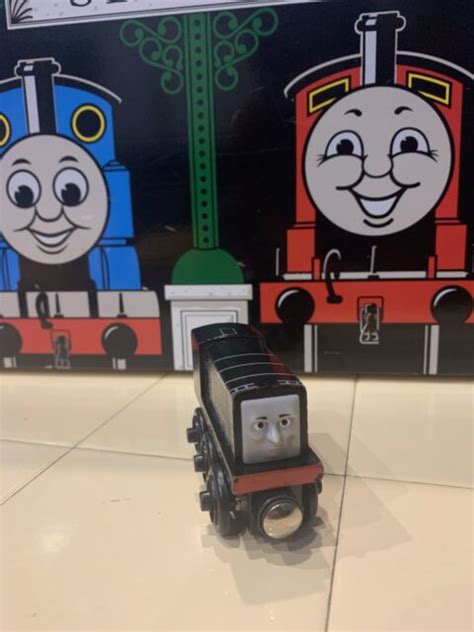 Thomas & Friends Wooden Railway Talking Diesel With Light 2003 (2) | eBay