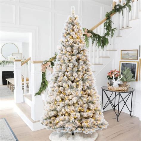 Glitzhome 9 ft. Pre-Lit Snow Flocked Artificial Spruce Christmas Tree ...