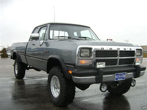 1992 Dodge RAM 250 - Information and photos - MOMENTcar