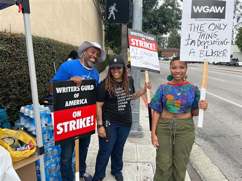 WGA Strike Photos: Stars, Writers & Their Supporters On The Picket Line ...