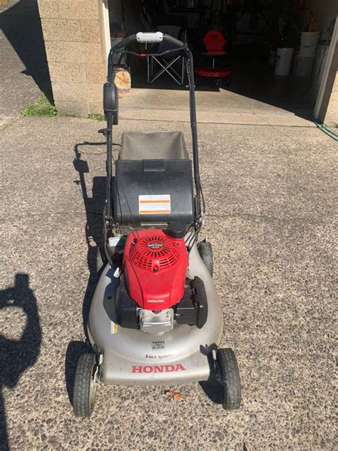 Honda HRR216VLA Walk Behind Gas Lawn Mower for Sale - RonMowers