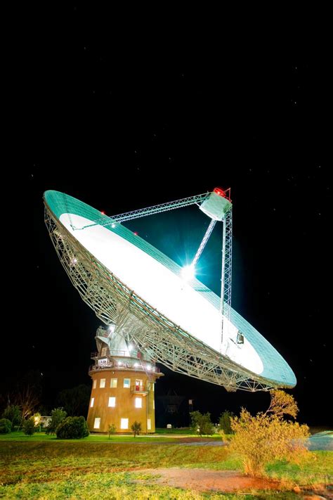 Parkes radio-telescope gets an upgrade - Cosmos Magazine