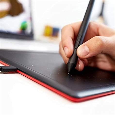 Wacom Writing Pad Small 6-inch x 3.5-inch Graphic Tablet (Red/Black ...