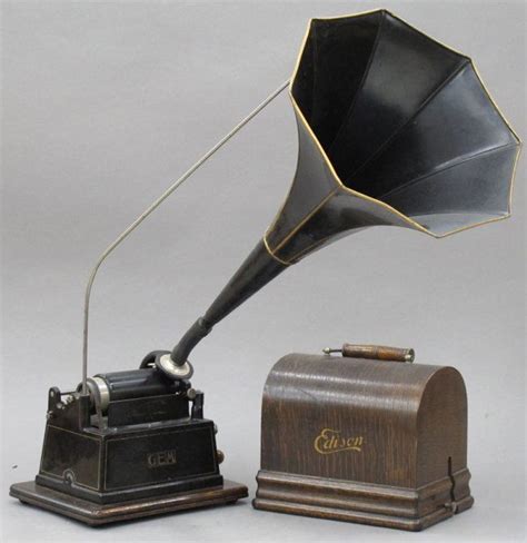 9063: EDISON OAK CYLINDER PHONOGRAPH model- Gem : Lot 9063