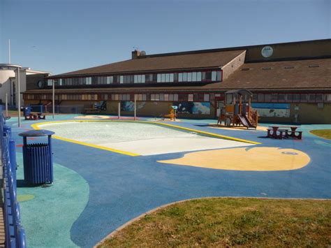 Sheerness: children’s paddling pool © Chris Downer :: Geograph Britain ...