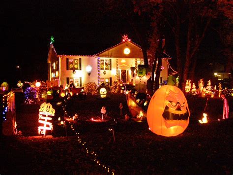 Halloween house | Seen in Saugus, MA. | Marissa Babin | Flickr