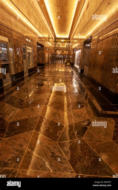 Empire state building lobby hi-res stock photography and images - Alamy