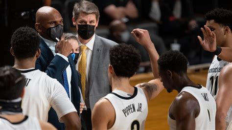 A look at the 2020-21 Vanderbilt basketball coaching staff