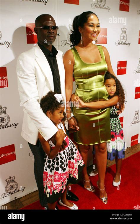 Djimon Hounsou, Kimora Lee Simmons and her Daughters Kimora Lee Simmons ...