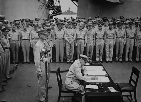 V-J Day on the USS Missouri | Rare historical photos, Douglas macarthur ...