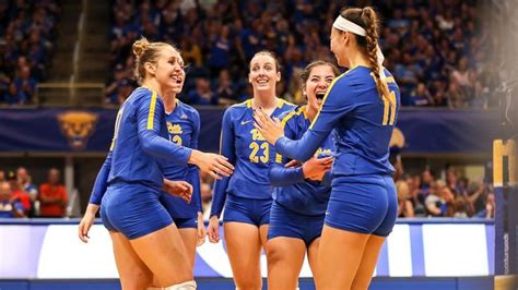 No. 3 Pitt Volleyball Clips Cardinals, 3-0 - Pitt Panthers #H2P | Women ...