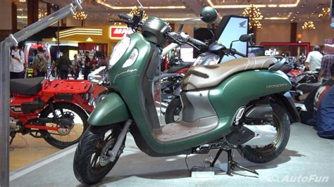 Minat Honda Scoopy 2023 Kelir Prestige Green? DP Mulai 2 Juta, Inden ...